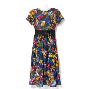 Flenkiy. Beautiful Floral Print Size M